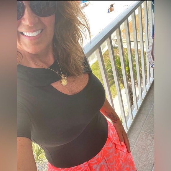 Meet your Posher, Stacie - Picture 6 of 16